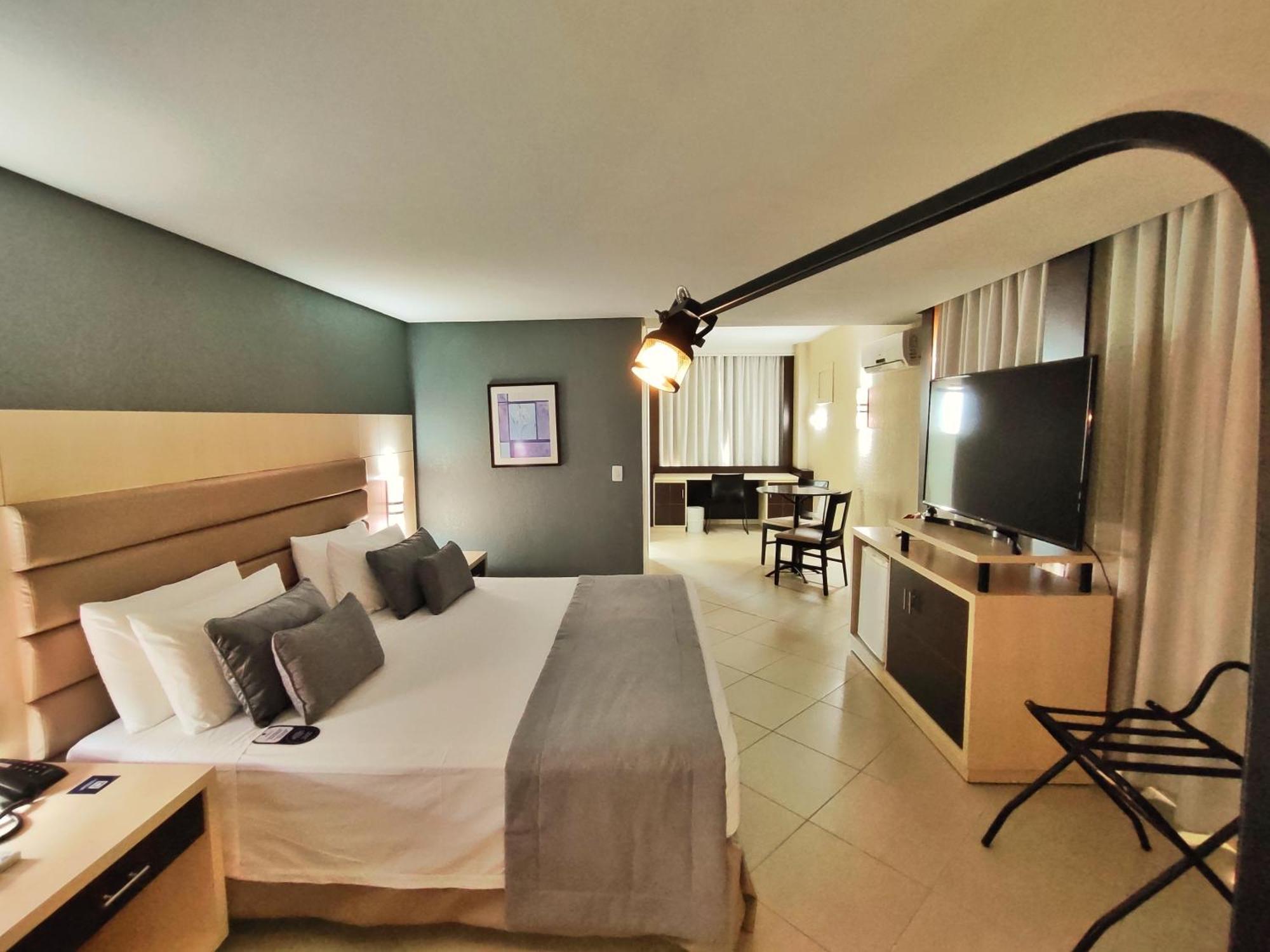 Hotel Metrópole Maringá Buitenkant foto